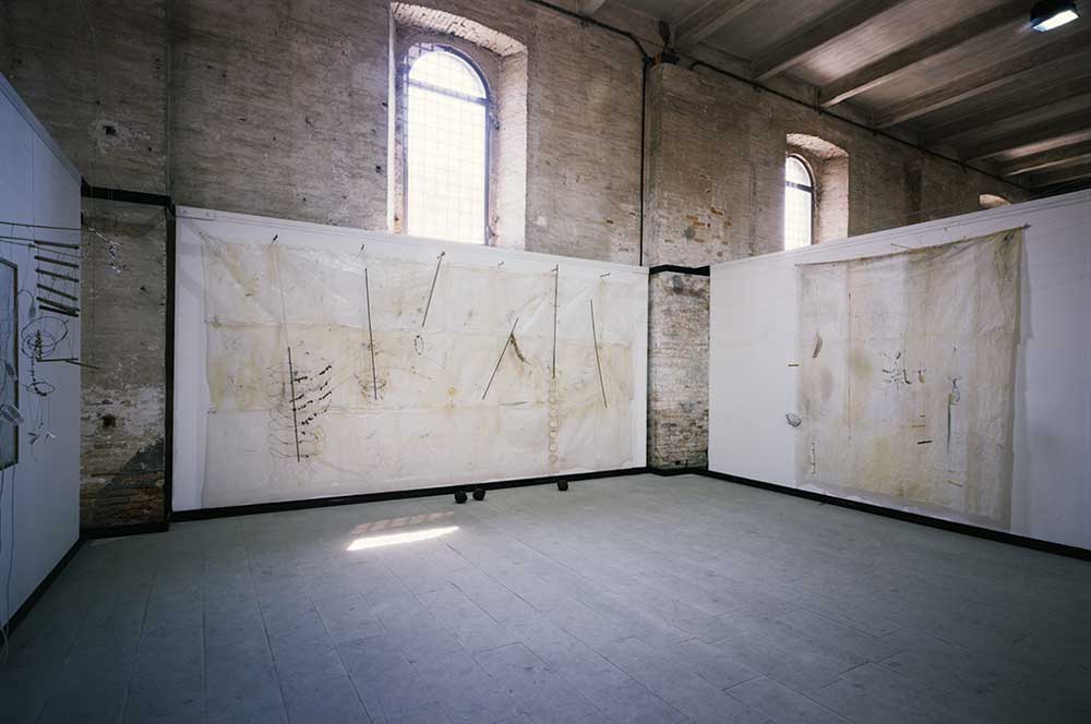 Gina Lee Felber, Installationsfoto Aperto, Biennale Venedig 1990